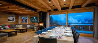Large, Modern Chalet Close to the Slopes