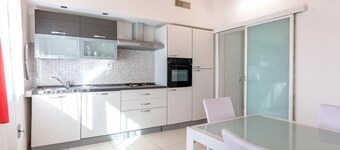 Beautiful apartment in the center near the sea