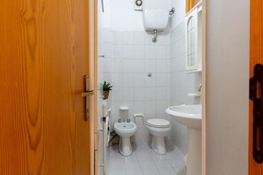 Dusche, Bidet