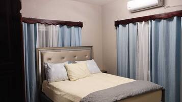 3 Schlafzimmer, Bügeleisen/Bügelbrett, WLAN, Bettwäsche