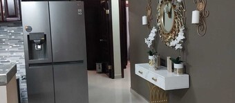 Charming 3-bedroom house with AC, WiFi in enchanting La Ceiba