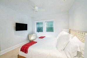 3 bedrooms, WiFi, bed sheets