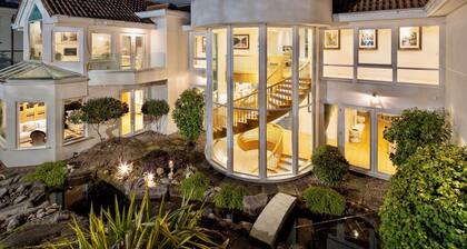 Cypress Panorama Royal Ski & City Escape