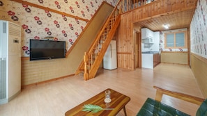 1 bedroom, free WiFi - Gyeongju Silla Palace Pension (Gyeongju)