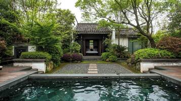 Luxury House, Courtyard View | In-room safe, desk, iron/ironing board, free WiFi