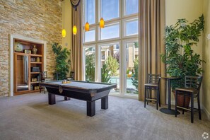 1 bedroom - New Trendy 1BR Apartment With Heated Pool Gym Minigolf (Reno)