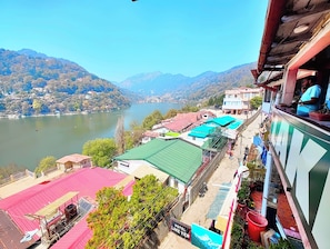 Lake view - Hotel Lake View Mall Road Near Lake (Nainital)