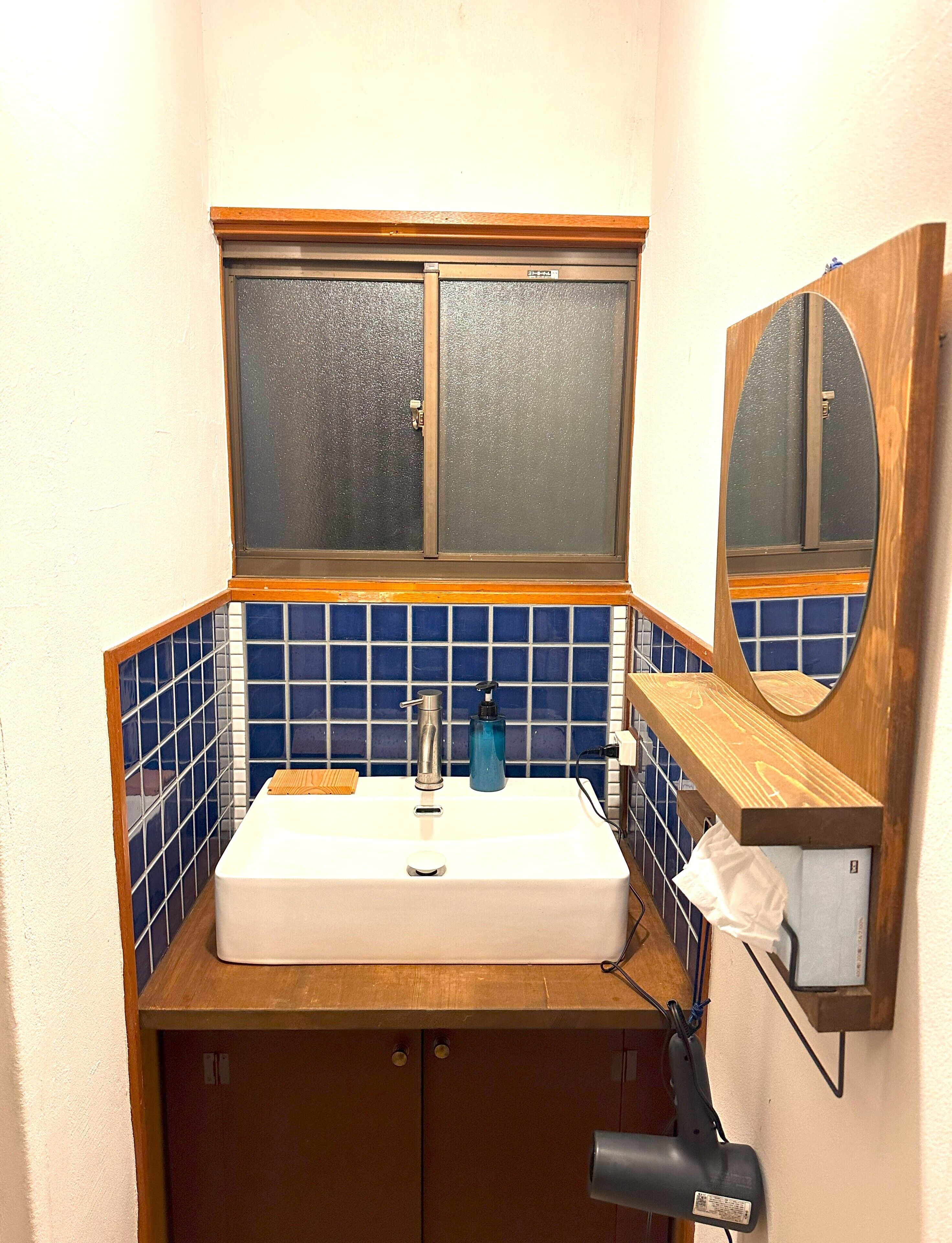 Hair dryer, bidet, towels, soap