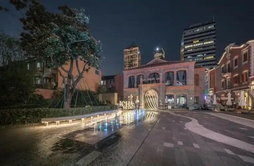 Jinglai Hotel (Shanghai Bund East Nanjing Road Pedestrian Street)