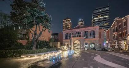 Jinglai Hotel (Shanghai Bund East Nanjing Road Pedestrian Street)