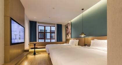 Jinglai Hotel (Shanghai Bund East Nanjing Road Pedestrian Street)