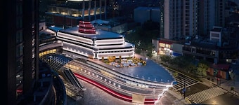 Jinglai Hotel (Shanghai Bund East Nanjing Road Pedestrian Street)