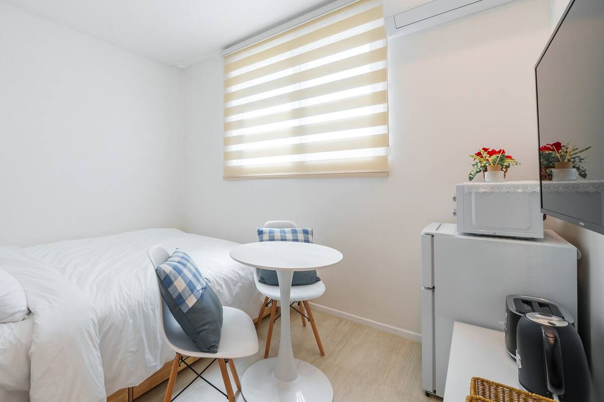 Basic-Zimmer, 1 Schlafzimmer (202(Couple room / No cooking allowed))