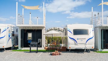 1 개의 침실, 무료 WiFi