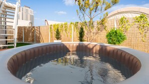 Basic Room, 1 Bedroom (Caravan 10(Ocean view)) | 1 bedroom, free WiFi