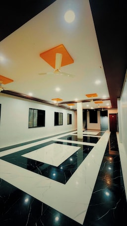 Lobby. Hotel Pratham