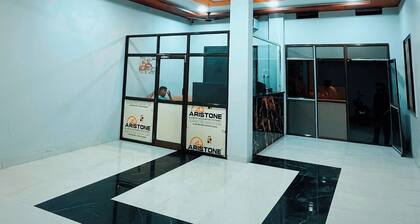 Hotel Pratham