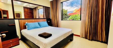 1 bedroom, iron/ironing board, WiFi, bed sheets