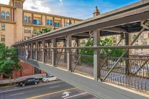 Imagen sin descripción, 3 de 17, botón