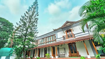 Fachada da propriedade