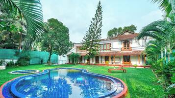 Mặt tiền nơi lưu trú