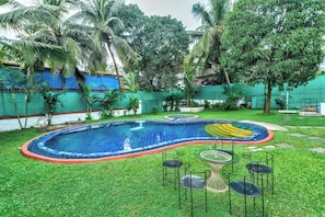 Piscine extérieure