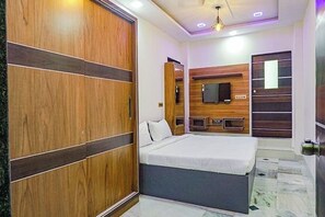 Kamar Deluks | Wi-Fi gratis dan seprai linen