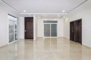Interior - I Suites (Pune)