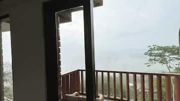Deluxe Twin Room, Mountain View | View from room
