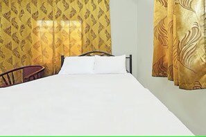 Desk, iron/ironing board, free WiFi, bed sheets