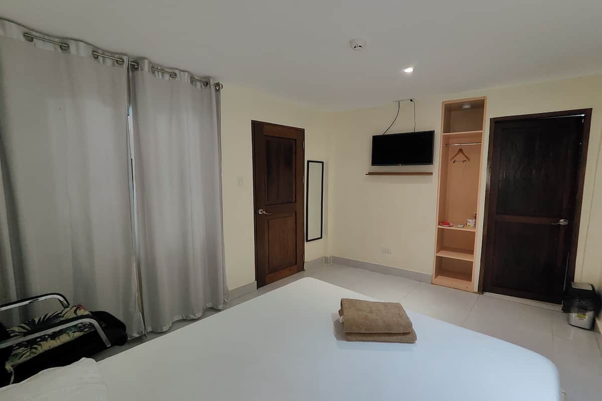 Wifi gratis y ropa de cama 