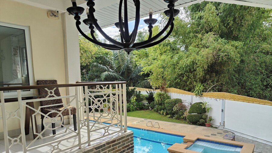 Elicon Suites Resort Bohol near City Center