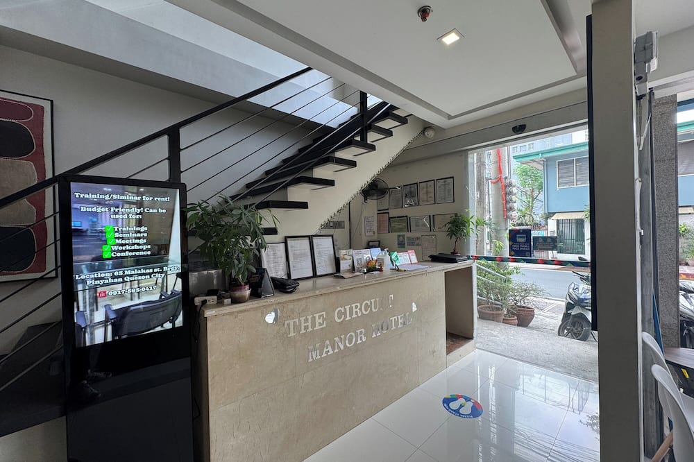 The Circuit Manor Hotel near Ayala Malls Circuit