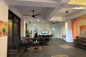 Restaurant - Franca Arcade near Quezon City Circle (Quezon City)