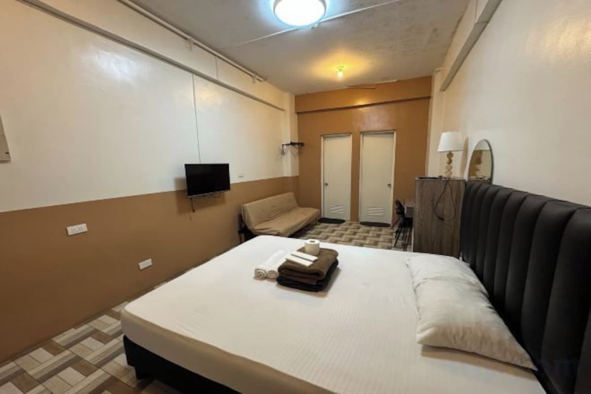 Iron/ironing board (on request), WiFi (free), bed sheets