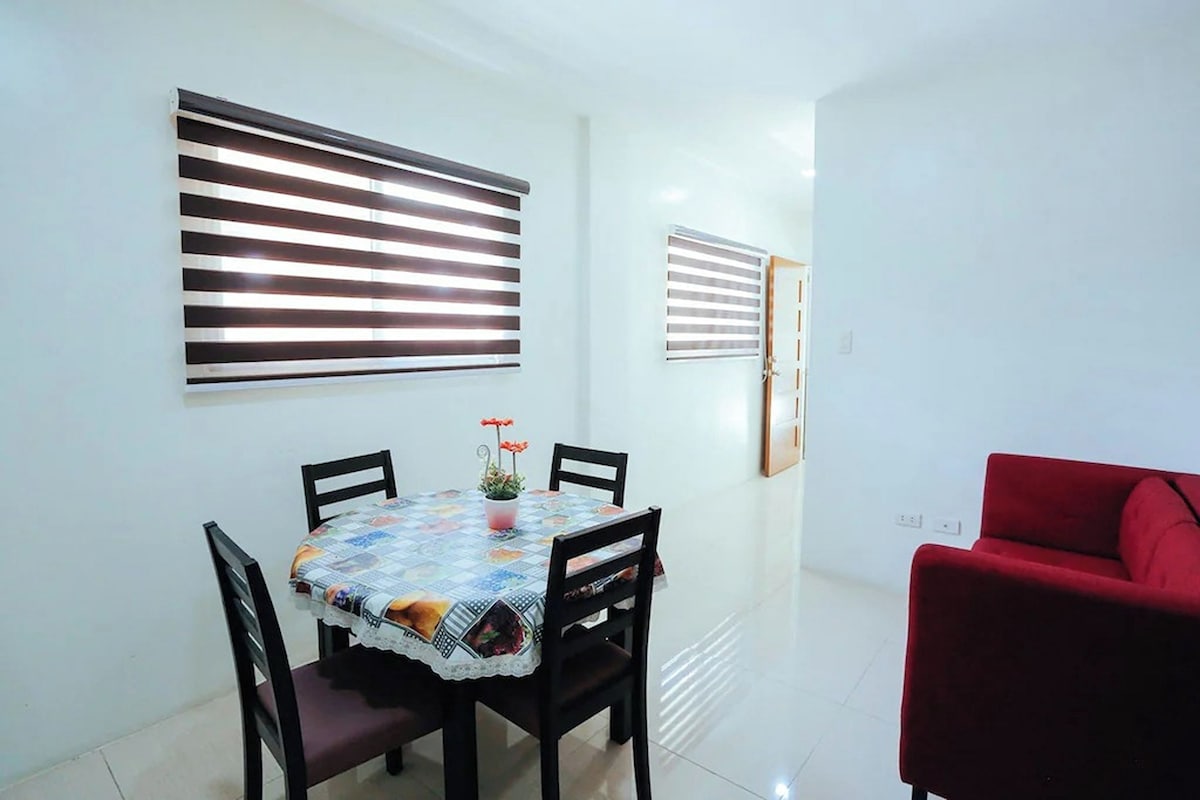 One Bedroom Apartment