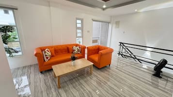 Triple Room, 3 Bedrooms | Living area