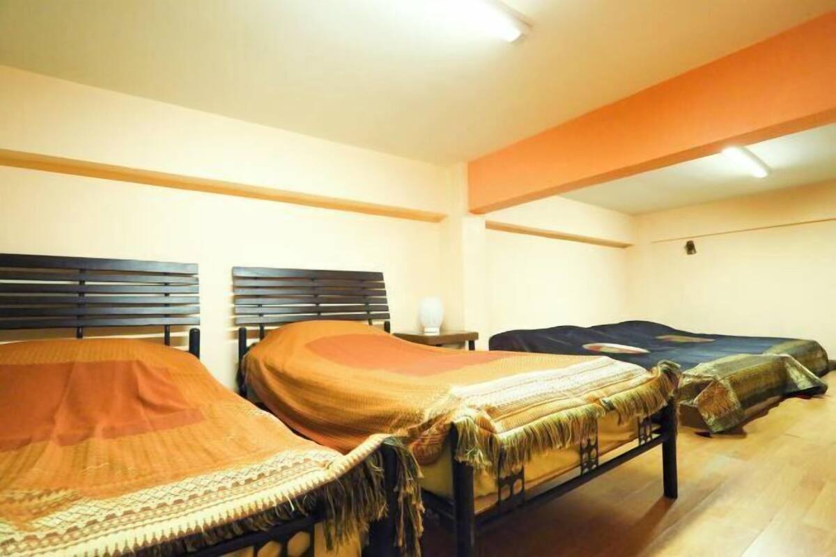 1 bedroom, desk, free WiFi, bed sheets