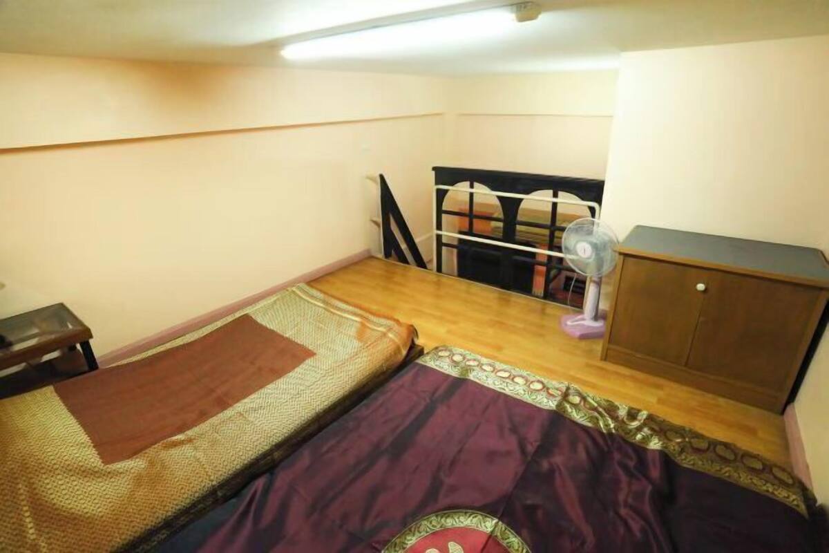 1 bedroom, desk, free WiFi, bed sheets