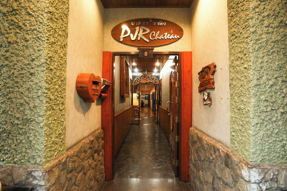 Pjr Chateau