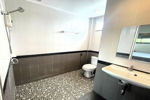 Bathroom - Baan Pak Sud Soi (Si Racha)