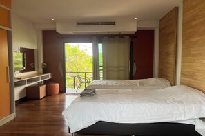 Bureau, Wi-Fi gratuit, draps fournis