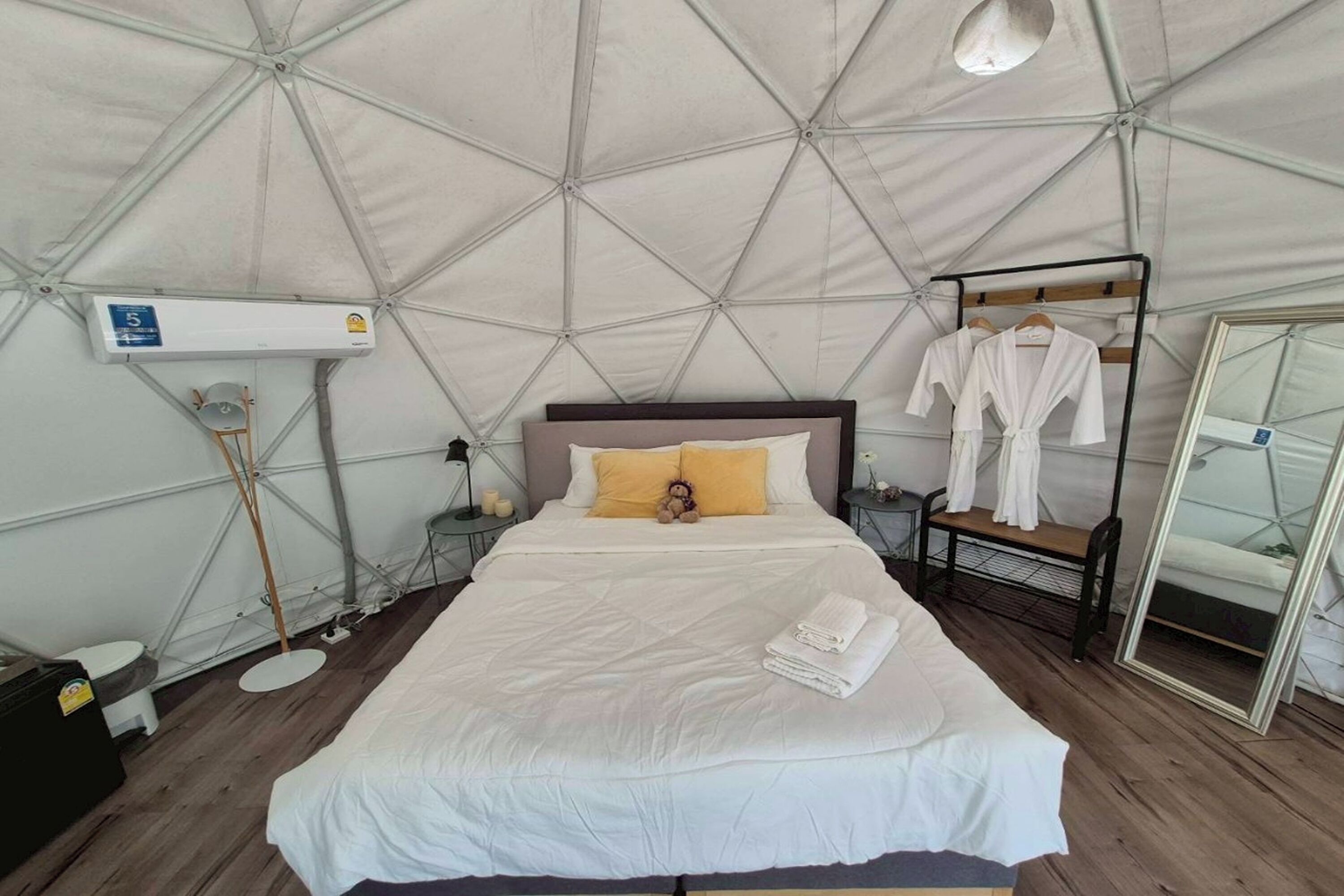 Suite | 1 bedroom, desk, free WiFi, bed sheets