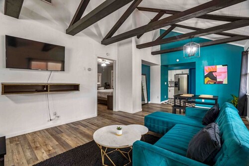 Gorgeous UNM/Nob Hill/Downtown PRIME location!!🏠 MONTHLY STAYS AVAILABLE!