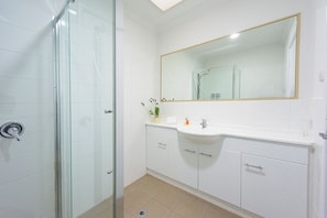 Maison Confort, plusieurs lits, non-fumeur | Salle de bain