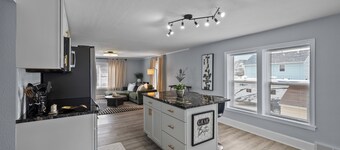 Overlook Oasis - Coastal Haven in Ellis District