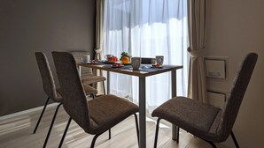 Spiseområde på rommet