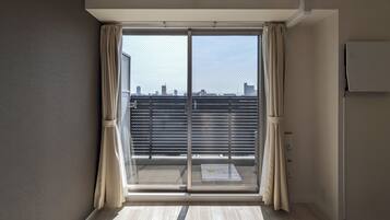 Exclusive Twin Room, Lanai, City View | Balcony view