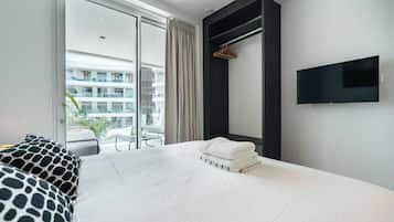 3 slaapkamers, een strijkplank/strijkijzer, gratis wifi, beddengoed