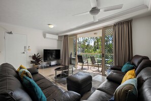 Living room - Miami Beachside Holiday Retreat (Miami)